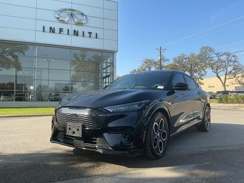 2021 Ford Mustang Mach-E GT