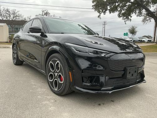 2021 Ford Mustang Mach-E GT