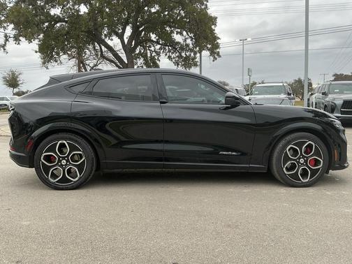 2021 Ford Mustang Mach-E GT