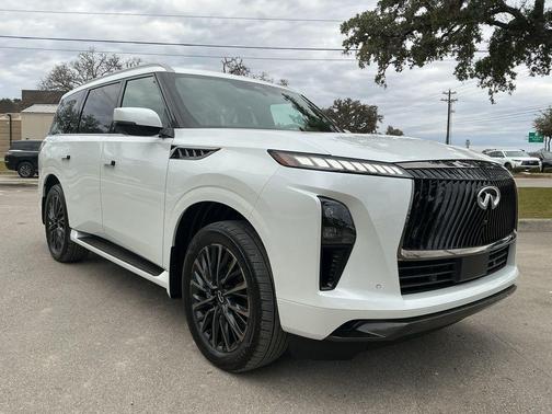 Radiant White 2026 INFINITI QX80 AUTOGRAPH