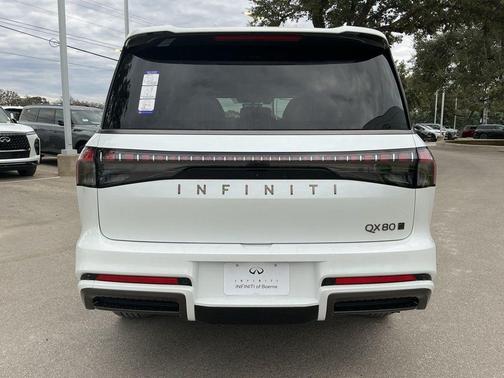 Radiant White 2026 INFINITI QX80 AUTOGRAPH