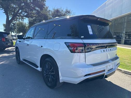 2026 INFINITI QX80 AUTOGRAPH