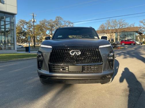 2026 INFINITI QX80 AUTOGRAPH