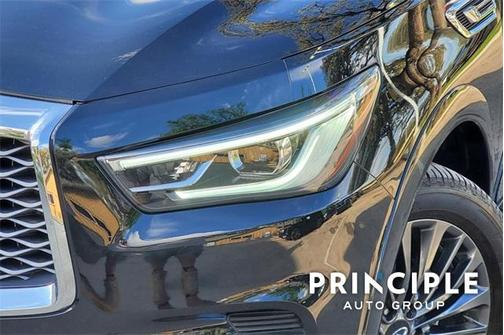 2024 INFINITI QX80 SENSORY