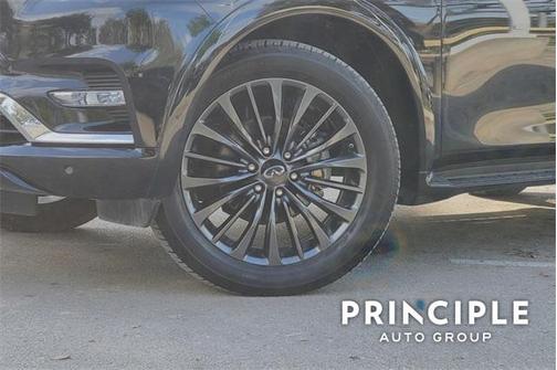 2024 INFINITI QX80 SENSORY