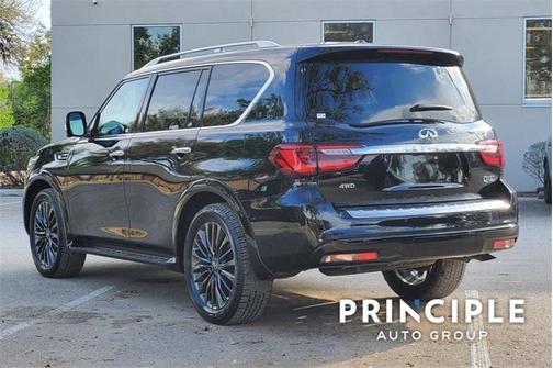 2024 INFINITI QX80 SENSORY