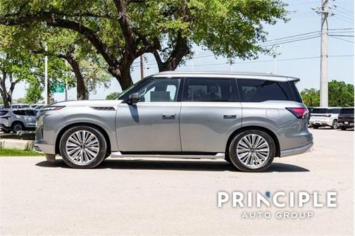 2025 INFINITI QX80 SENSORY