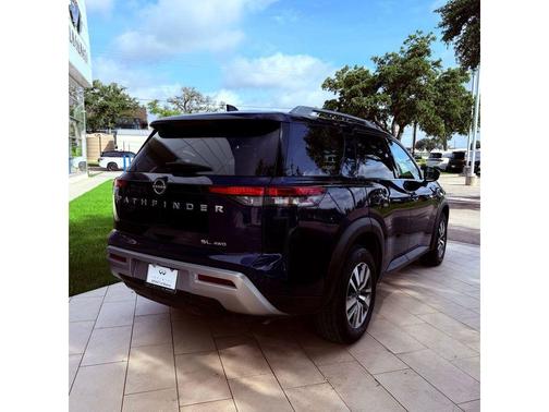 Deep Ocean Blue 2025 Nissan Pathfinder SL