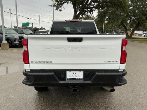 2021 Chevrolet Silverado 2500 Custom