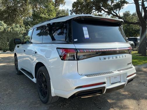 2026 INFINITI QX80 SPORT