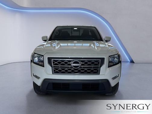 Glacier White 2024 Nissan Frontier SV