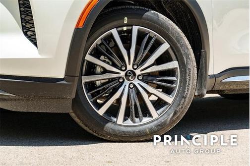 2025 INFINITI QX60 SENSORY