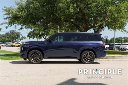 2025 INFINITI QX80 AUTOGRAPH