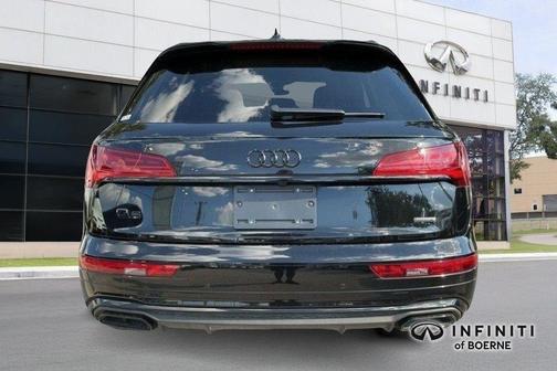 2022 Audi Q5 45 S line quattro Premium