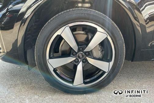 2022 Audi Q5 45 S line quattro Premium