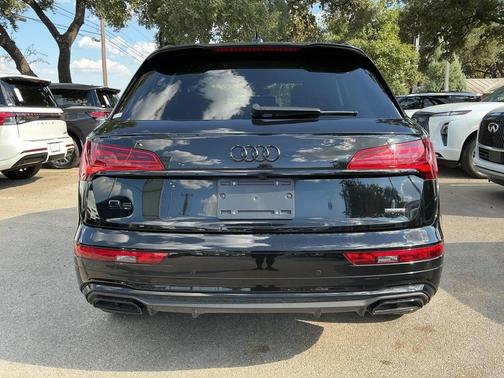 2022 Audi Q5 45 S line quattro Premium