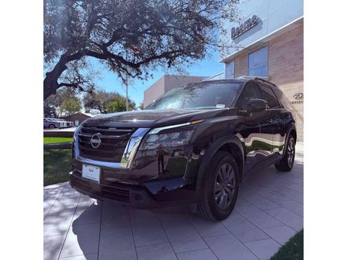 Super Black 2025 Nissan Pathfinder SV