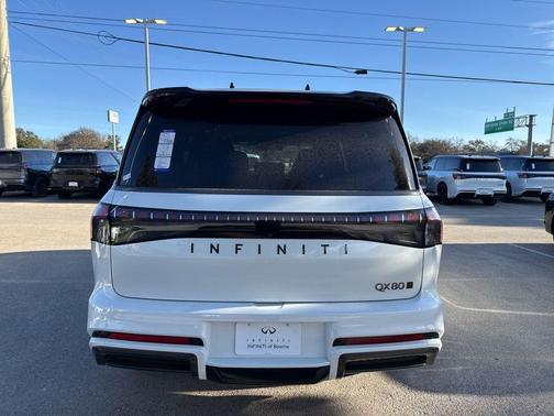 2t Radiant Whit 2026 INFINITI QX80 AUTOGRAPH