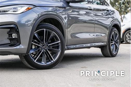 2025 INFINITI QX55 LUXE