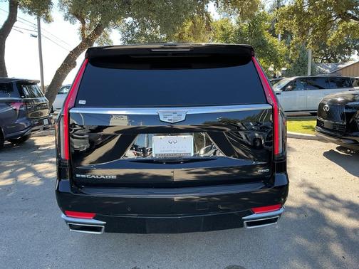 2023 Cadillac Escalade Premium Luxury Platinum