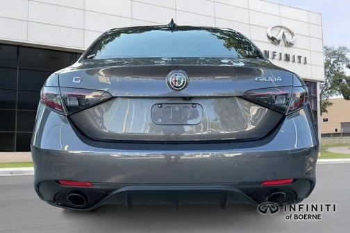 2024 Alfa Romeo Giulia Veloce