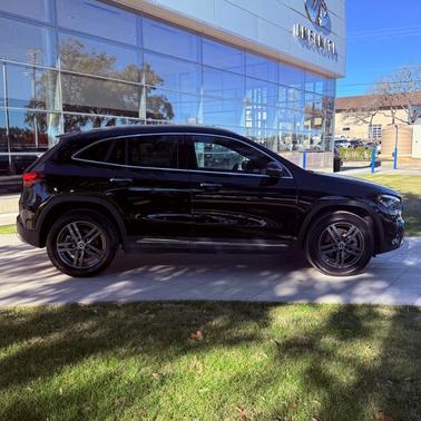 2025 Mercedes-Benz GLA 250 Base