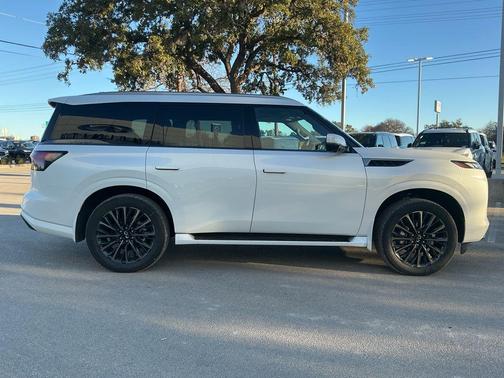 Radiant White 2026 INFINITI QX80 AUTOGRAPH