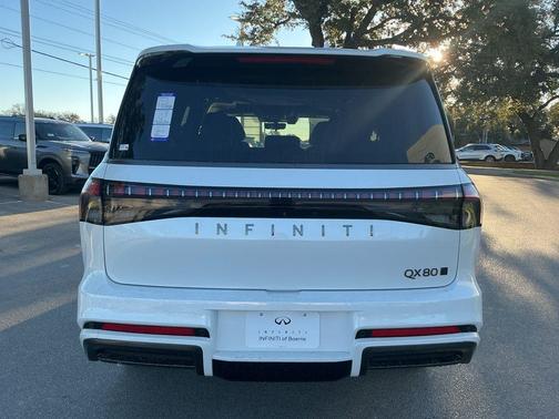 Radiant White 2026 INFINITI QX80 AUTOGRAPH