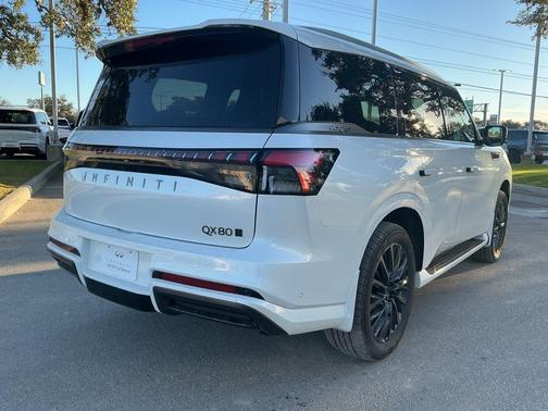 Radiant White 2026 INFINITI QX80 AUTOGRAPH