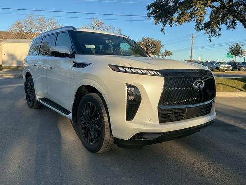 Radiant White 2026 INFINITI QX80 AUTOGRAPH