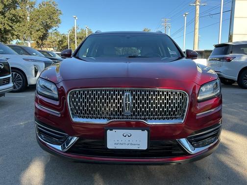 2019 Lincoln Nautilus Select
