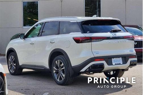 2025 INFINITI QX60 Luxe