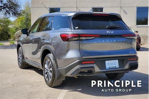 2025 INFINITI QX60 Pure
