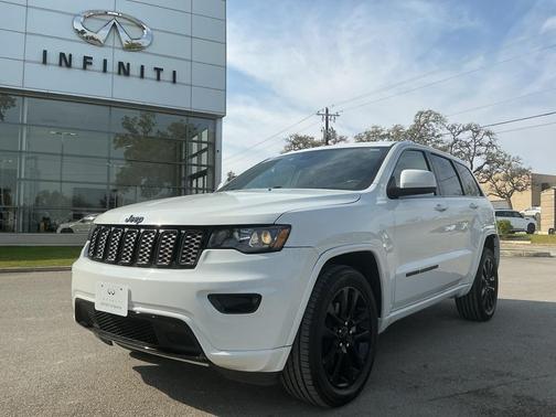 2022 Jeep Grand Cherokee WK Laredo