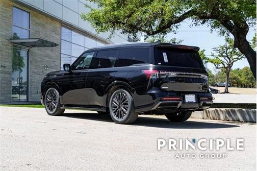 2025 INFINITI QX80 AUTOGRAPH