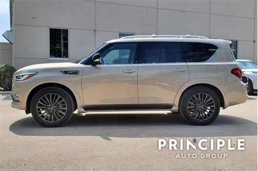 2024 INFINITI QX80 SENSORY