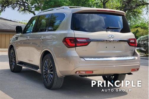 2024 INFINITI QX80 SENSORY