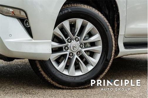 2023 Lexus GX 460 Base