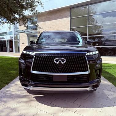 Black Obsidian 2026 INFINITI QX80 Luxe