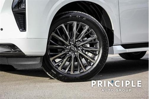 2025 INFINITI QX80 AUTOGRAPH