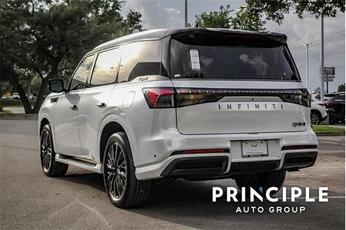 2025 INFINITI QX80 AUTOGRAPH