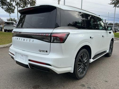 Radiant White 2026 INFINITI QX80 AUTOGRAPH
