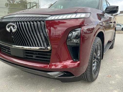 2026 INFINITI QX80 AUTOGRAPH