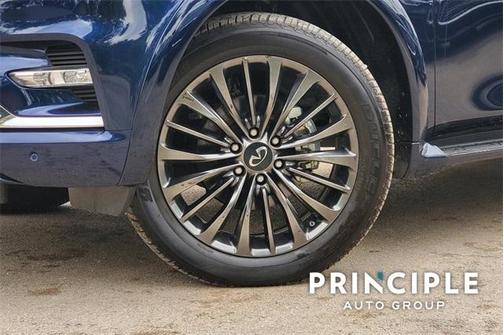 2024 INFINITI QX80 SENSORY