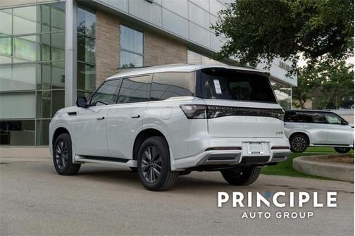 2025 INFINITI QX80 PURE