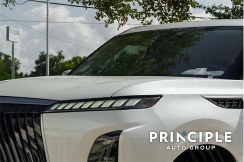 2025 INFINITI QX80 PURE