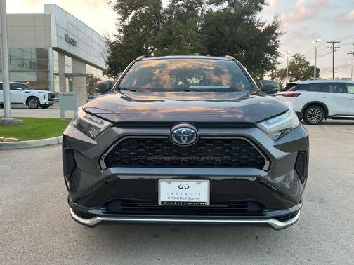 2022 Toyota RAV4 Prime SE