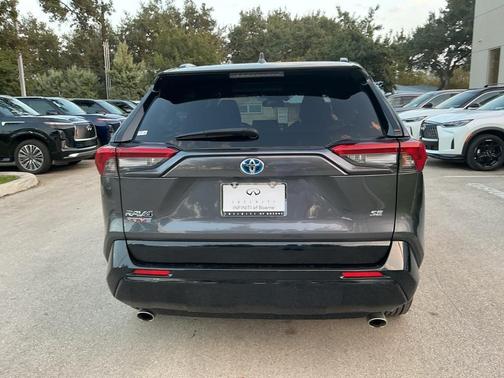 2022 Toyota RAV4 Prime SE