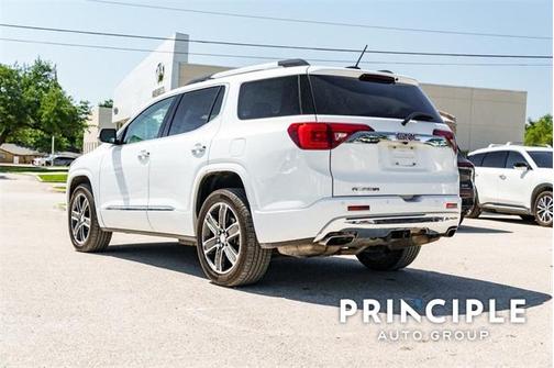2019 GMC Acadia Denali