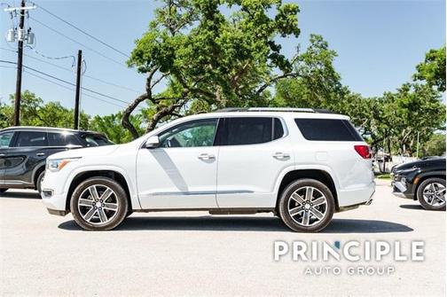 2019 GMC Acadia Denali